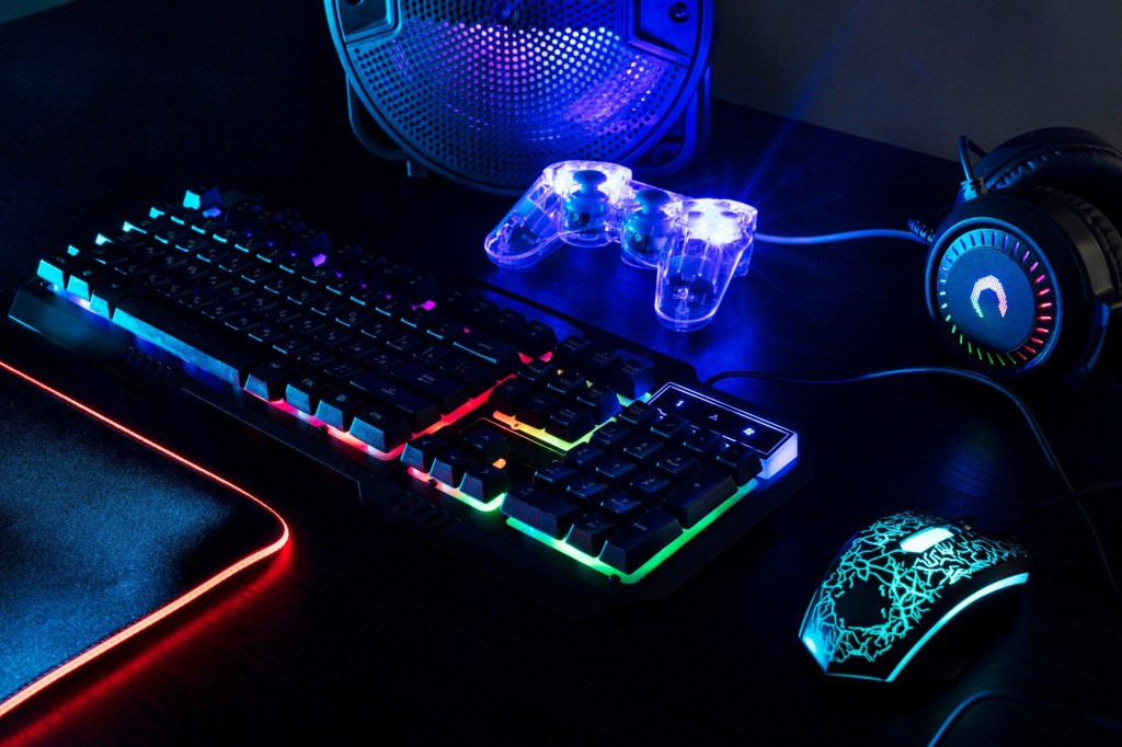 pc accessories online - Easyshoppi - Online Gaming and Computer Accessories Store by Robin