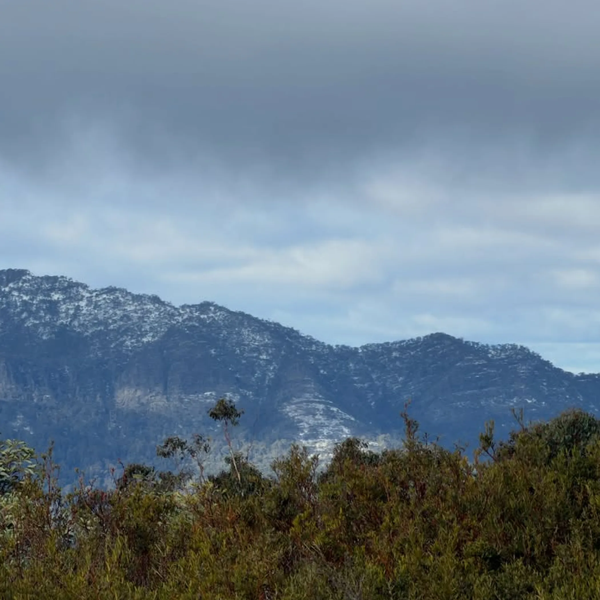 grampians mountains landscape clear sky